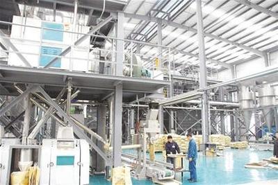 安徽天潤化學工業股份有限公司 聚焦化工產品生產，打造高效安全的現代化辦公與生產環境